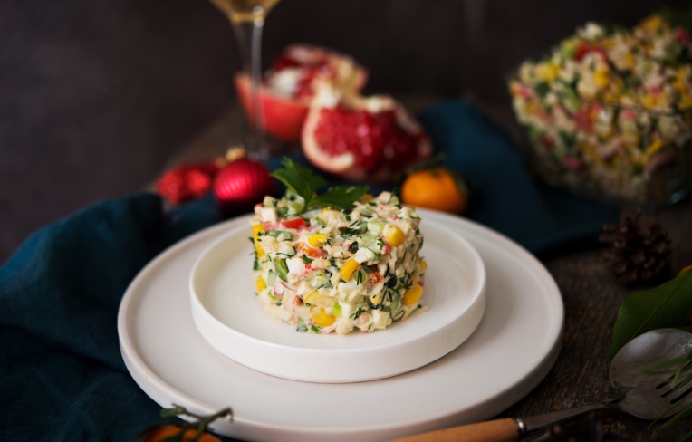 Салат с крабовыми палочками